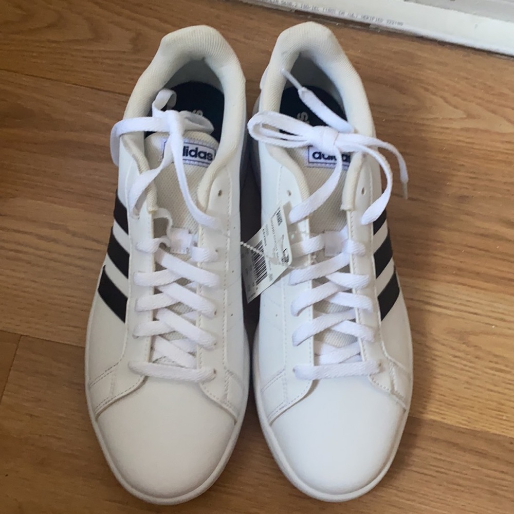 Grand Court Base Adidas Men’s size 9